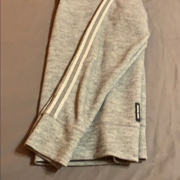 Michael Kors Mens 3/4 zipper Sweater - Picture 5 of 6